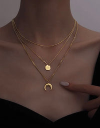 Three layer necklace