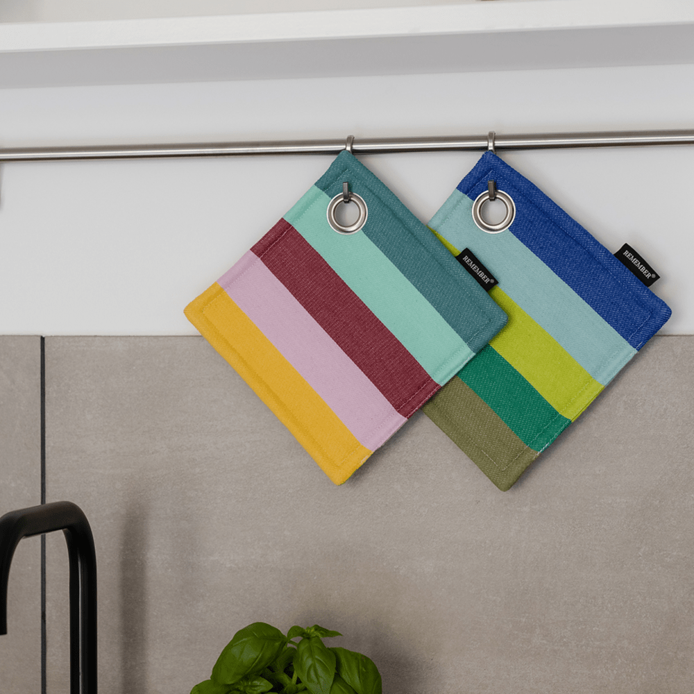 2 striped cotton pot holders with hanging eyelet