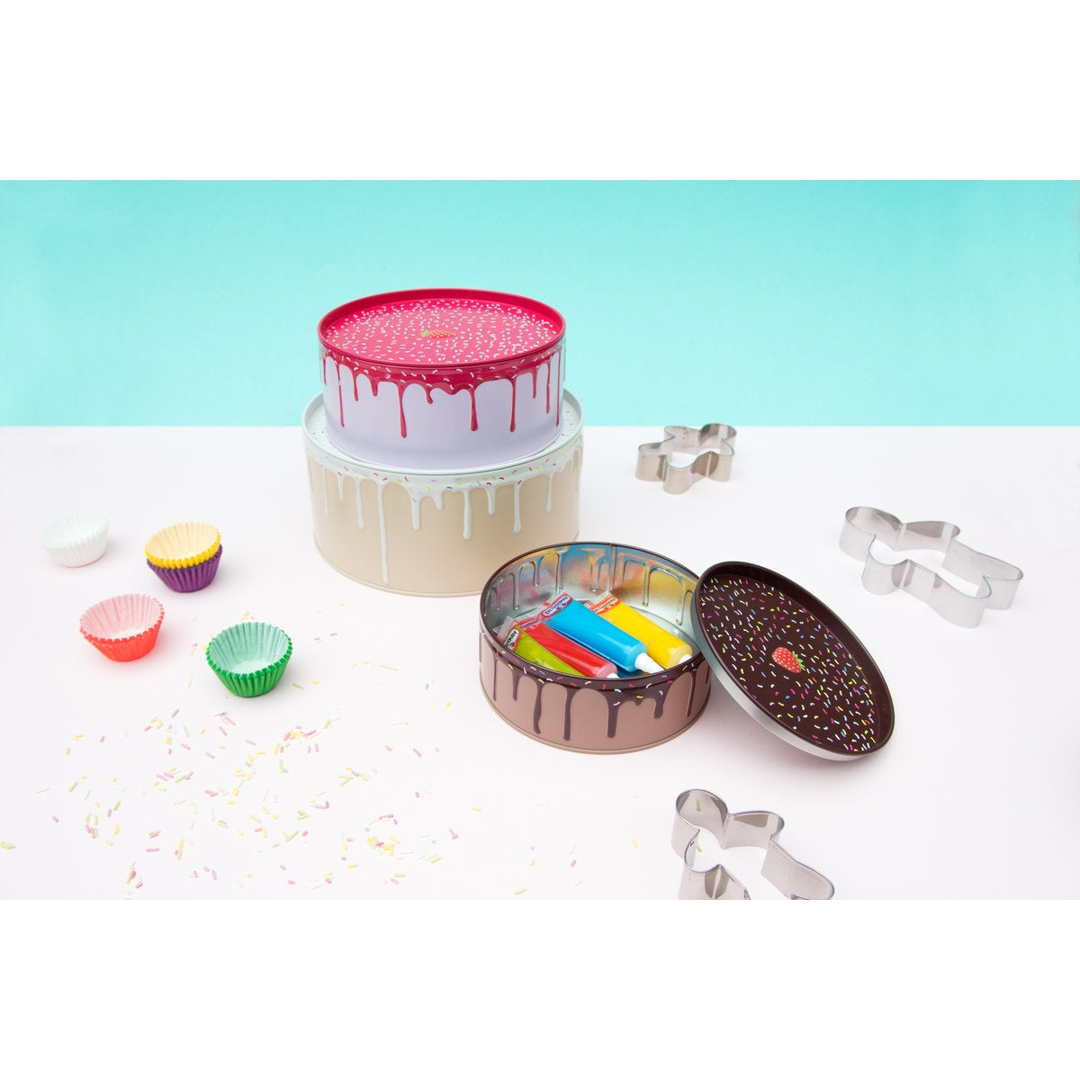 metal round nesting set of 3 cake tins