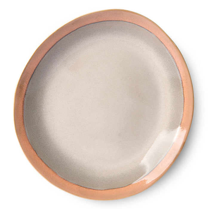 dinner plate earth in very light brown and white color