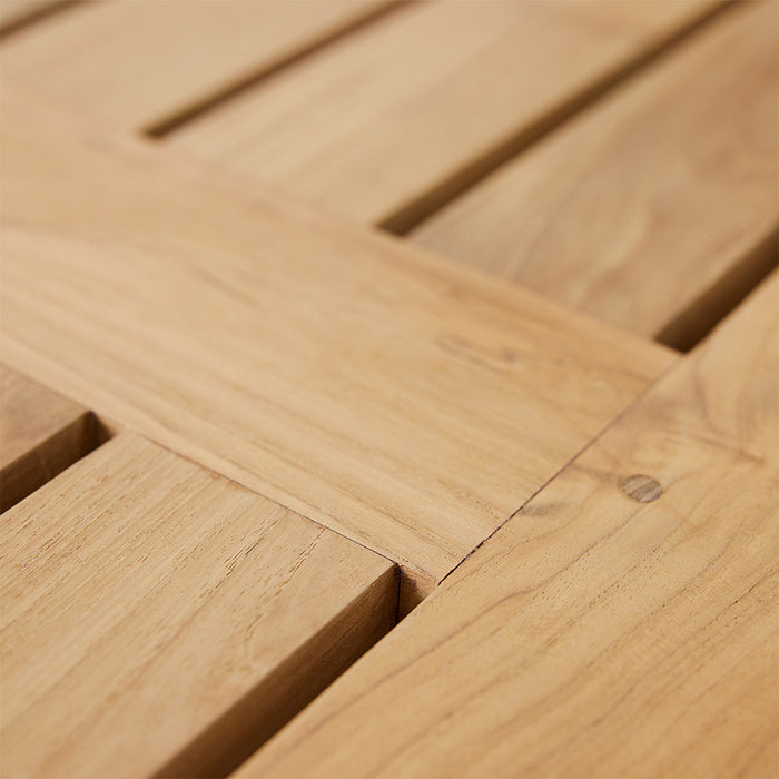 detail of teak wood