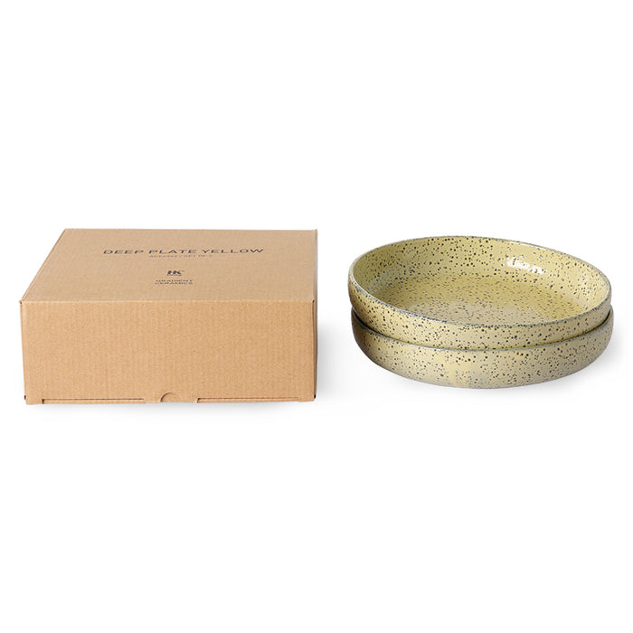 brown box with two deep paste plates in color yellow
