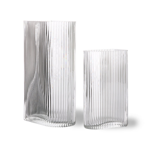 set of 2 glass vases with rib motive