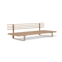 Aluminum outdoor sofa Chai / beige pillows